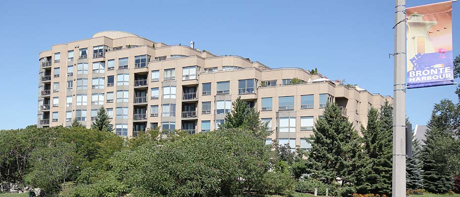 213-2511 Lakeshore Road West - One Bedroom Condo For Sale in Bronte Village Oakville