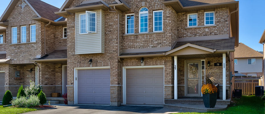 76-4055 Forest Run Avenue, Burlington - Three Bedroom End Unit Townhome For Sale In Tansley Woods